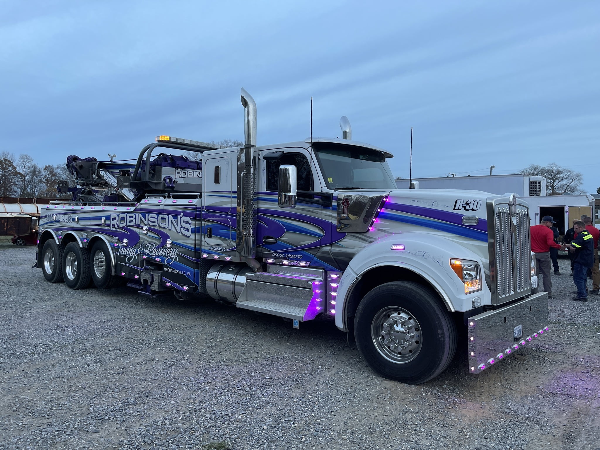 Heavy Duty Towing Leaksville
